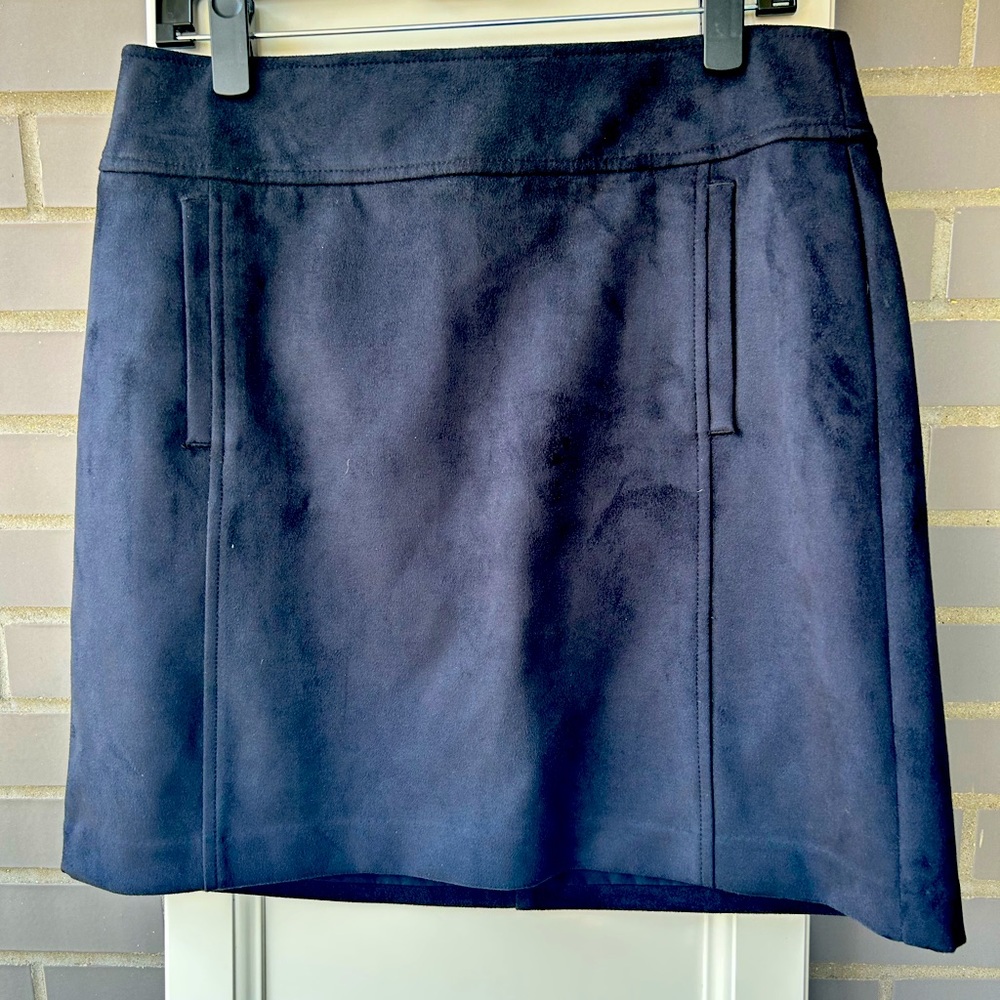 Ann Taylor Loft black faux suede skirt